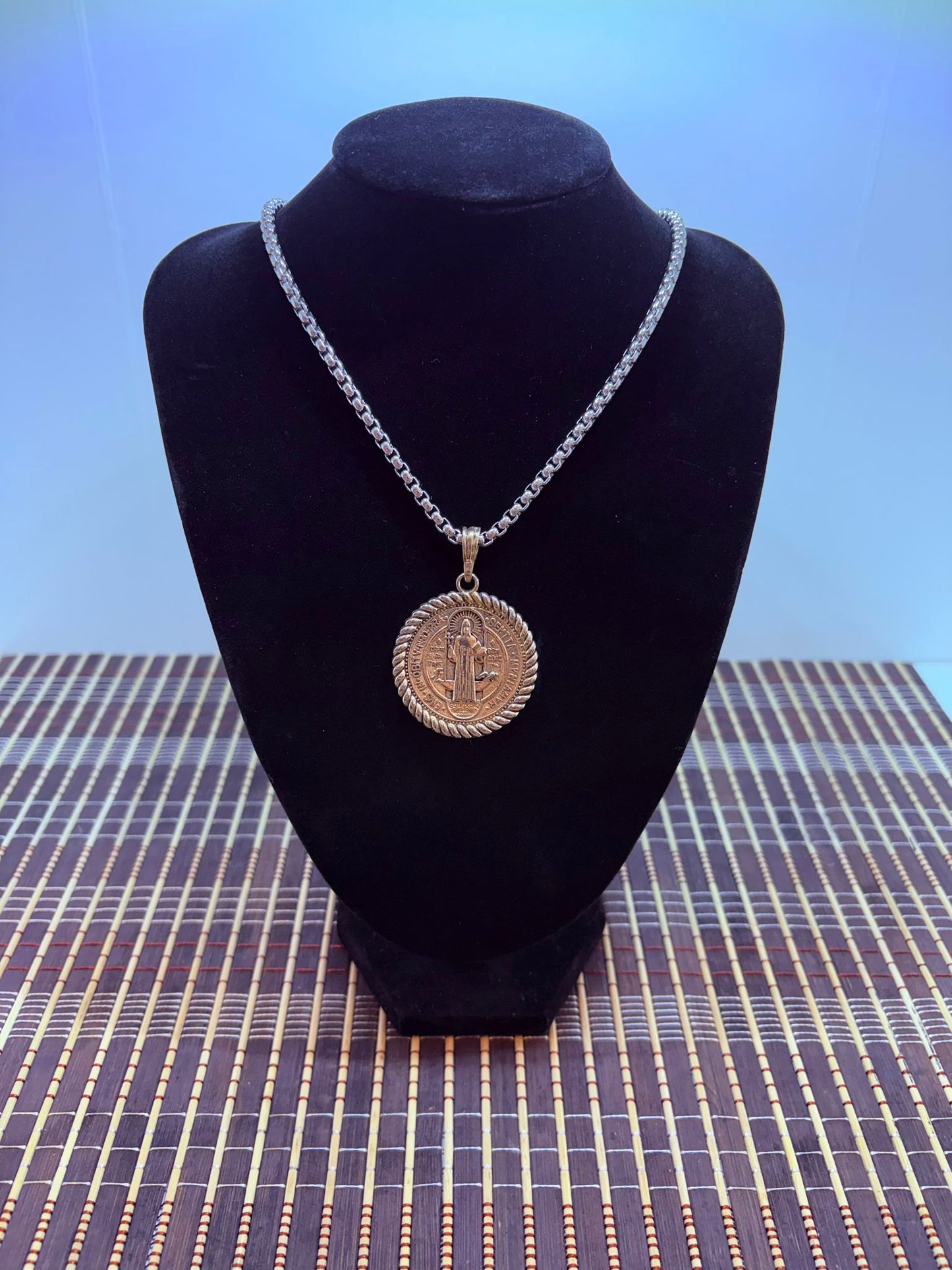 Medalla San Benito