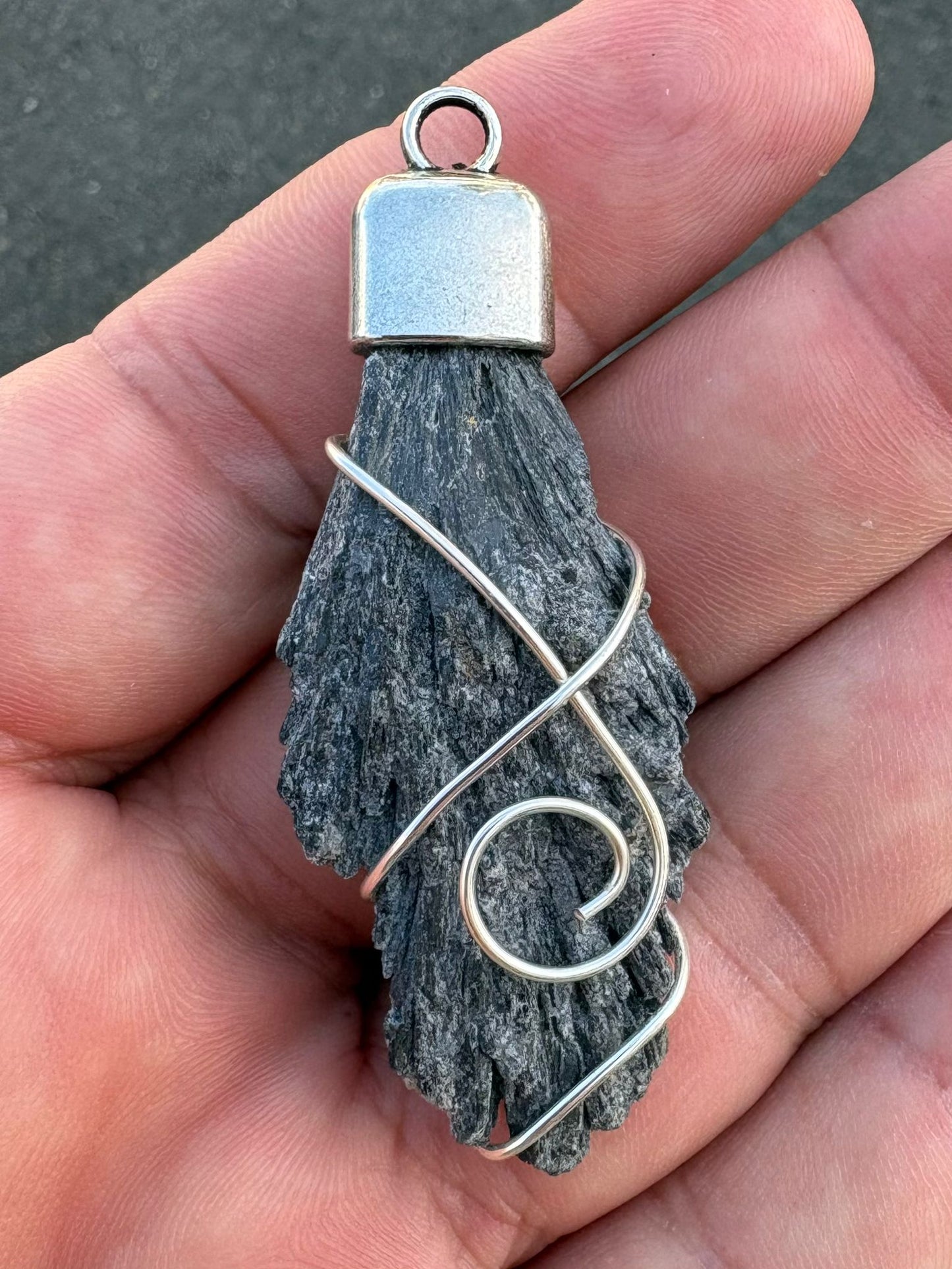 Cianita Escoba de Bruja