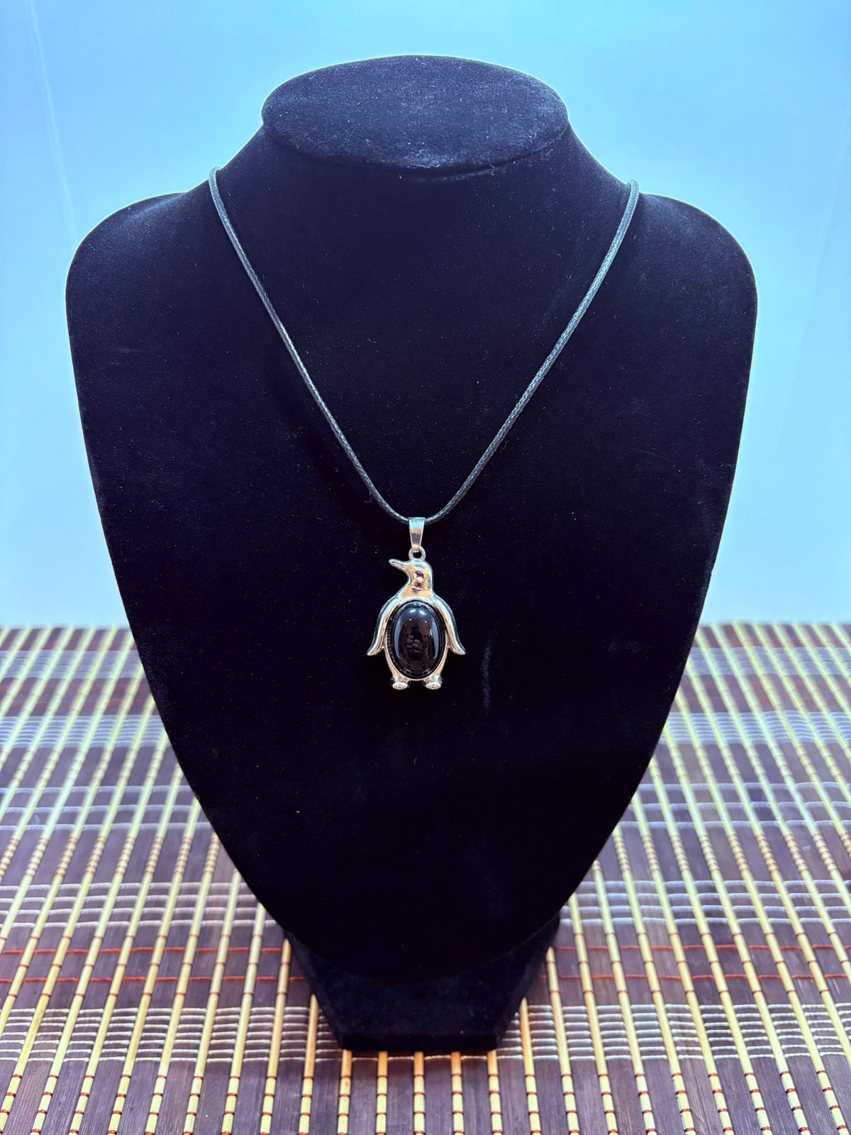 Pingüino Obsidiana